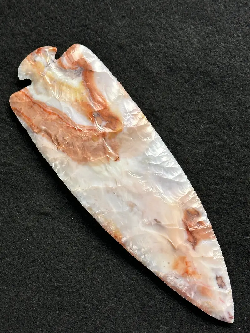 Large Red and White Dovetail 19